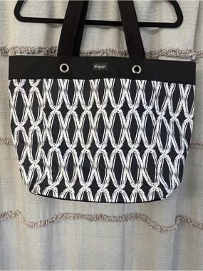 Thirty-One Large Canvas Black Link Patterned Tote w/Black Straps
